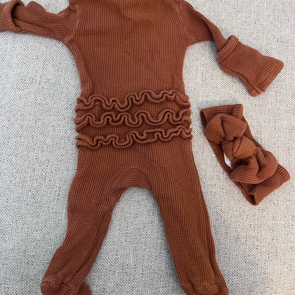 Rust Kids Footie with Ruffle Accents - Picture 2 of 2